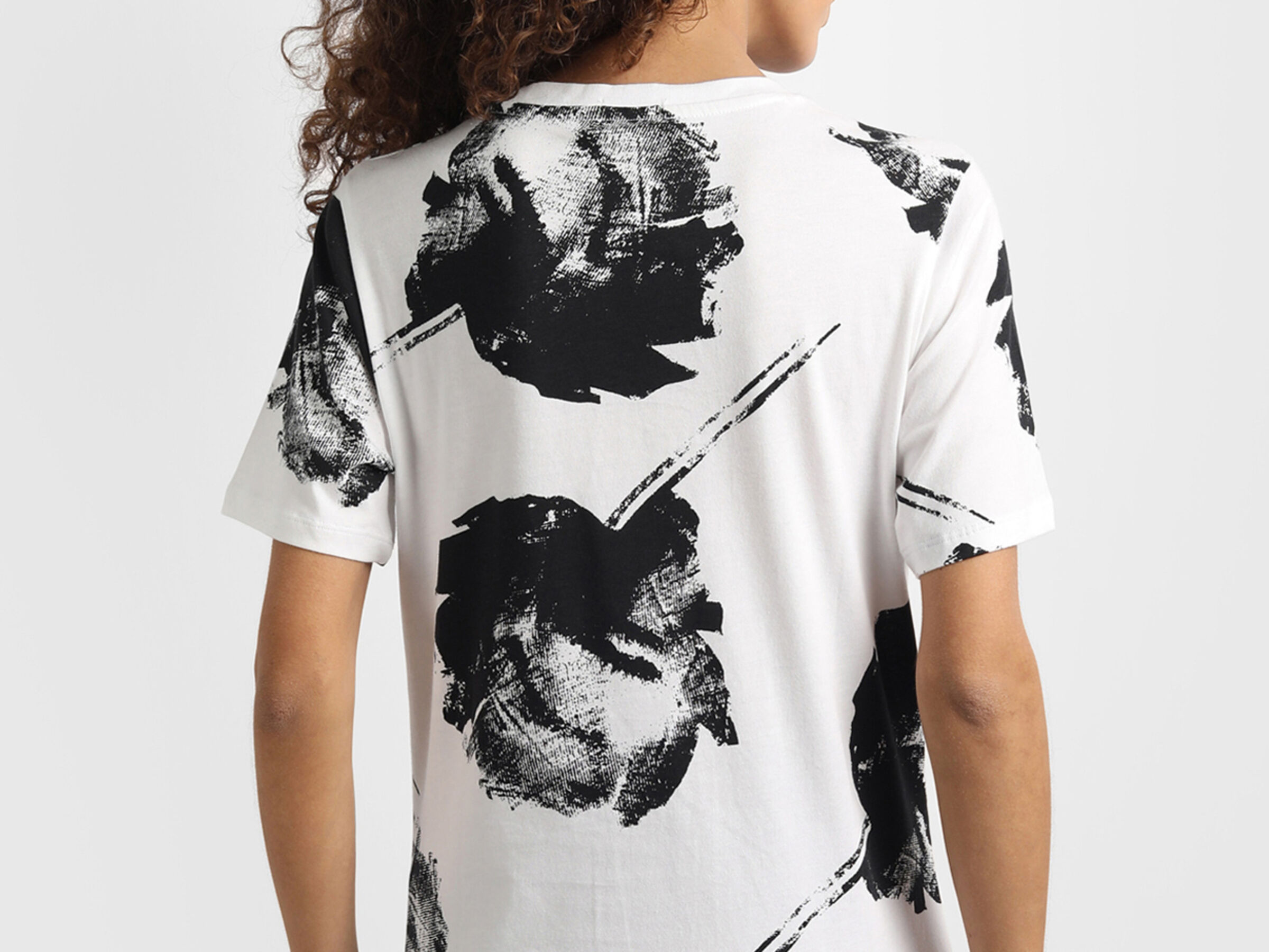 T-Shirt With Natural Vibes Print image number 3